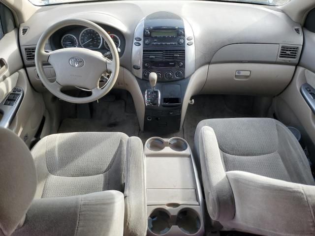 2006 Toyota Sienna CE