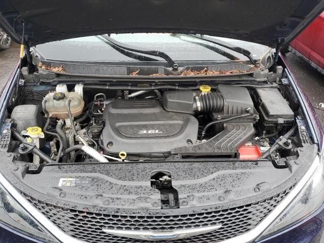 2018 Chrysler Pacifica Touring