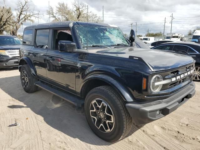 2022 Ford Bronco Base