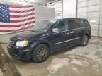 2014 Chrysler Town & Country Touring L