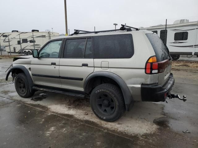 2002 Mitsubishi Montero Sport ES