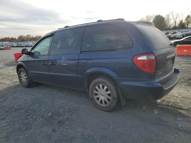 2002 Chrysler Town & Country LX