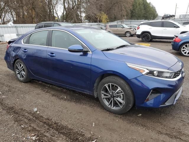 2023 KIA Forte EX