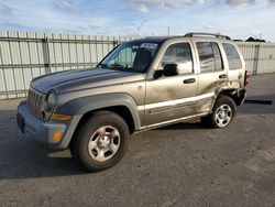 SUV salvage a la venta en subasta: 2005 Jeep Liberty Sport