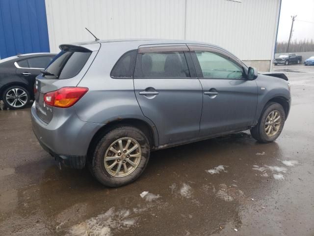 2015 Mitsubishi RVR SE