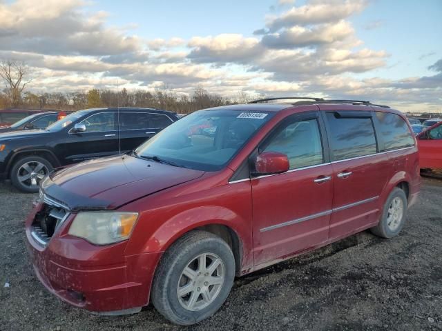 2009 Chrysler Town & Country Touring