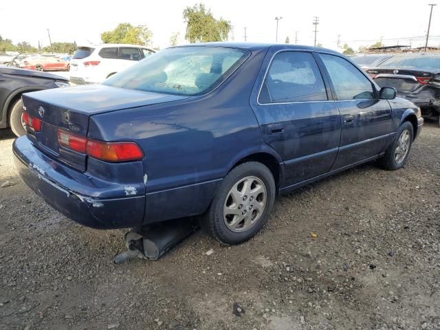 1998 Toyota Camry LE