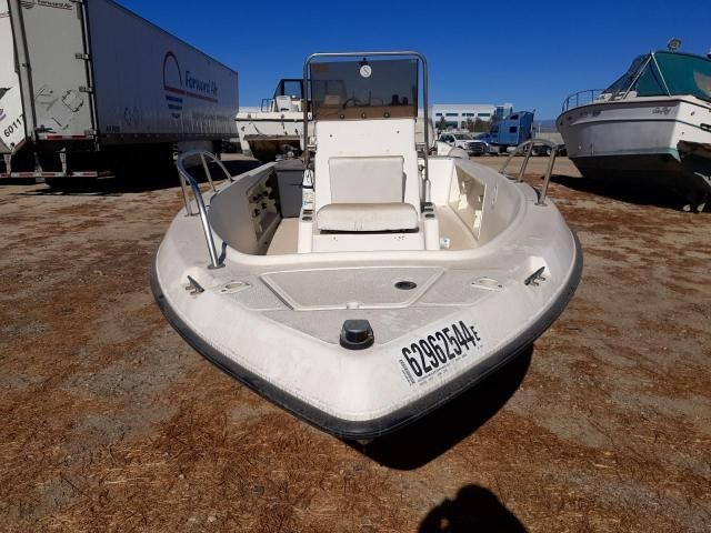 1996 Sunbird Boat