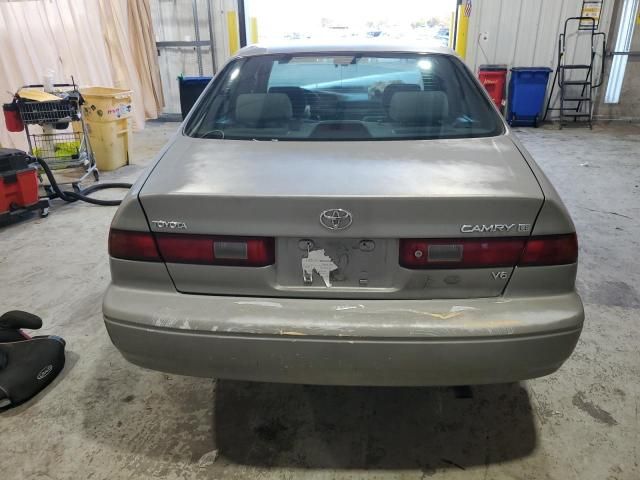 1999 Toyota Camry LE