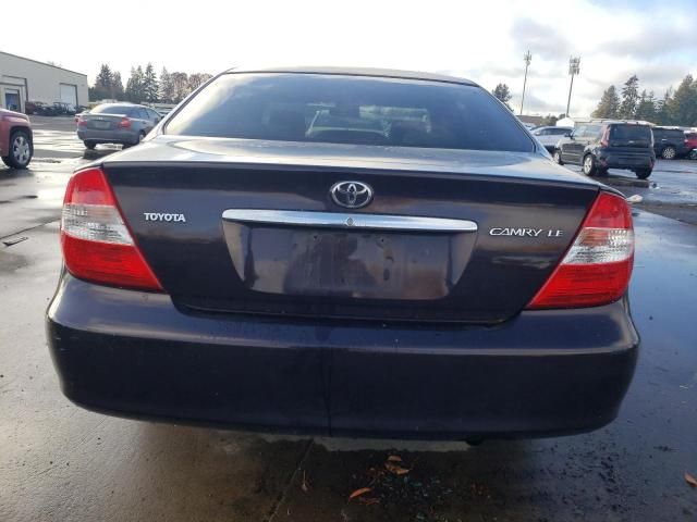 2004 Toyota Camry LE