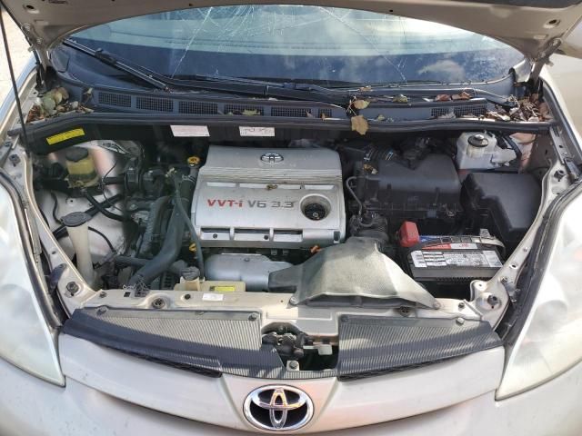 2006 Toyota Sienna XLE