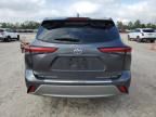 2020 Toyota Highlander Platinum