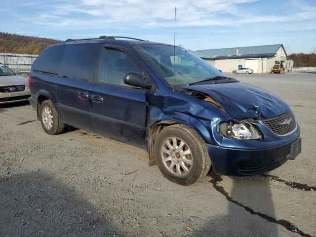 2002 Chrysler Town & Country LX