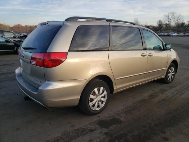 2004 Toyota Sienna CE