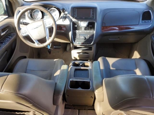 2012 Chrysler Town & Country Touring