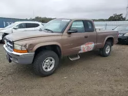 Salvage cars for sale from Copart Anderson, CA: 2000 Dodge Dakota