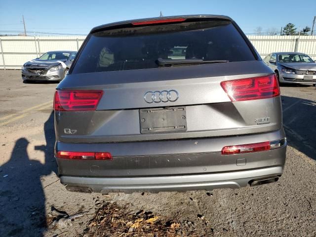 2018 Audi Q7 Premium Plus