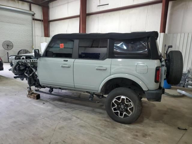 2021 Ford Bronco Base