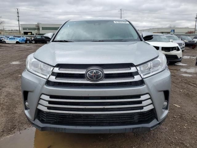 2019 Toyota Highlander LE