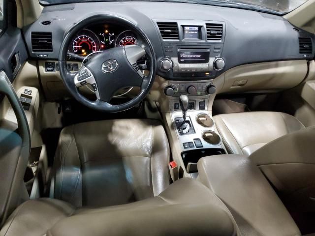 2011 Toyota Highlander Base