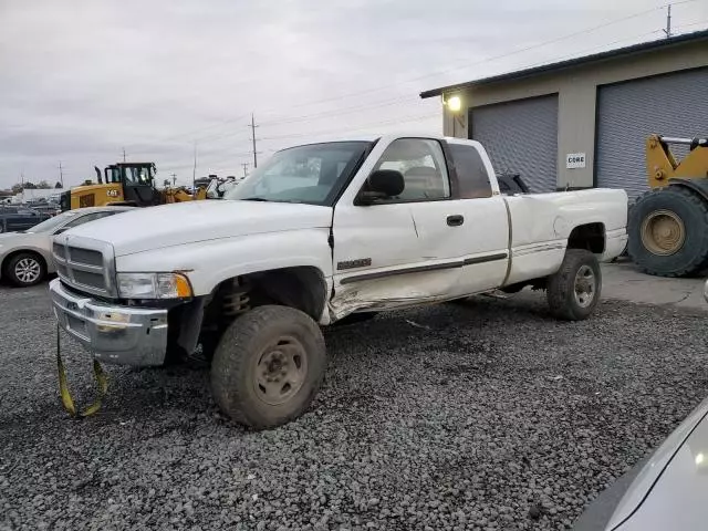 1998 Dodge RAM 2500