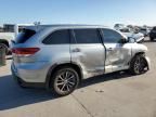 2017 Toyota Highlander SE