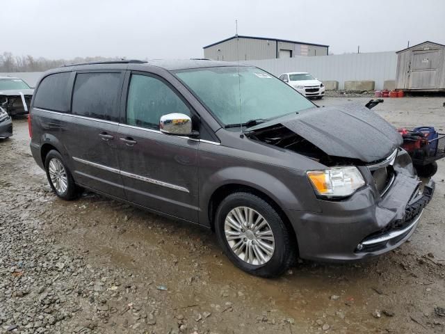 2015 Chrysler Town & Country Touring L