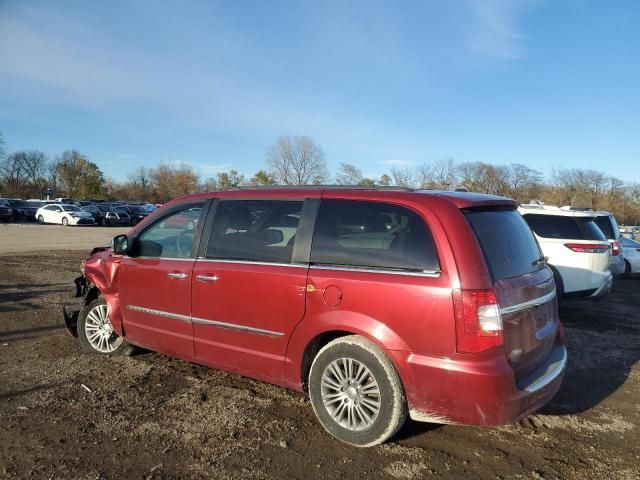 2014 Chrysler Town & Country Touring L