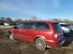 2014 Chrysler Town & Country Touring L