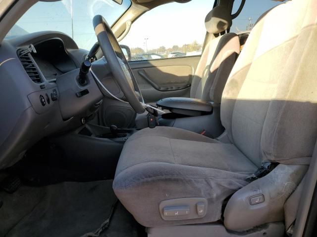 2003 Toyota Sequoia SR5