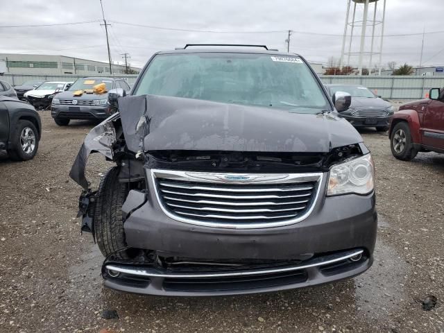 2015 Chrysler Town & Country Limited Platinum