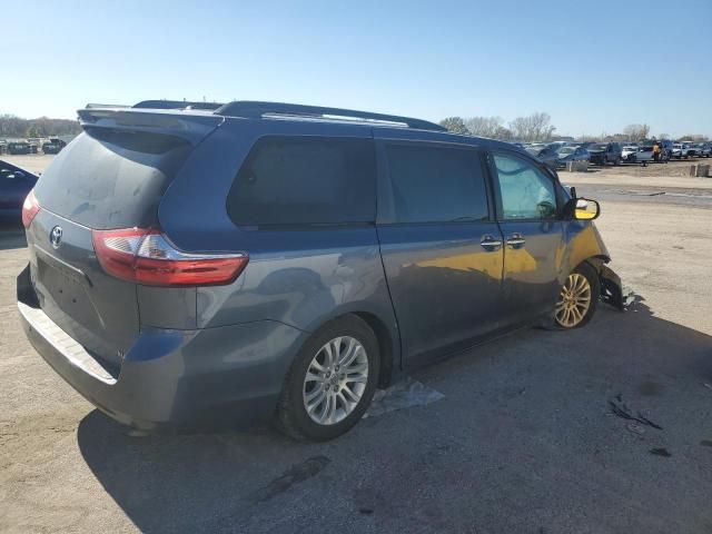 2015 Toyota Sienna XLE