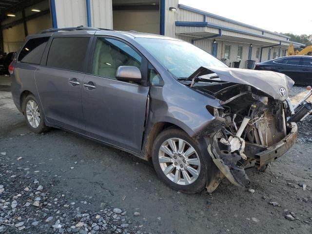 2011 Toyota Sienna XLE