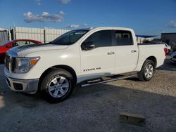 Carros salvage sin ofertas aún a la venta en subasta: 2018 Nissan Titan S