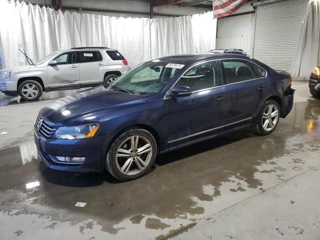 2012 Volkswagen Passat SEL