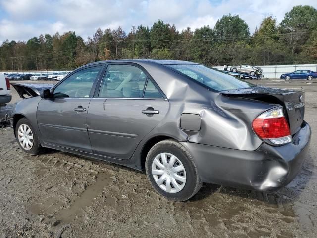 2005 Toyota Camry LE