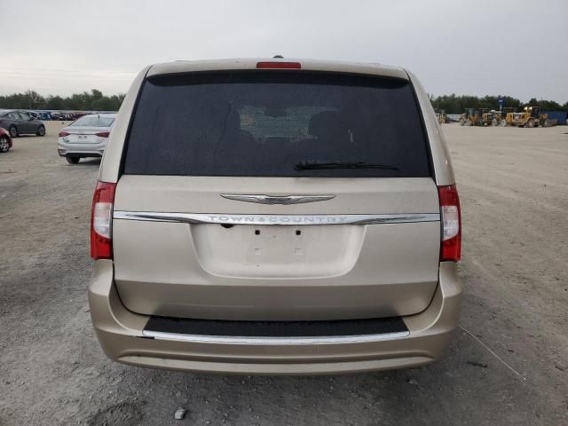 2012 Chrysler Town & Country Touring