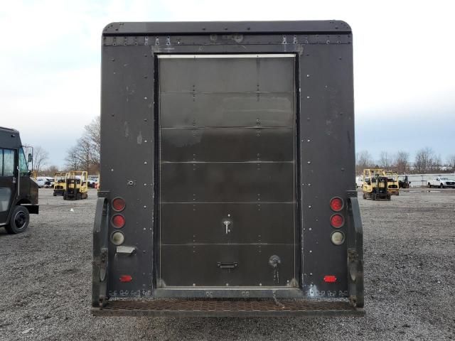 2009 Freightliner Chassis M Line WALK-IN Van