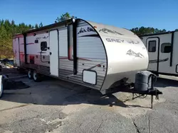 Camp Trailer Vehiculos salvage en venta: 2015 Camp Trailer