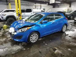 Carros salvage sin ofertas aún a la venta en subasta: 2017 Hyundai Elantra GT