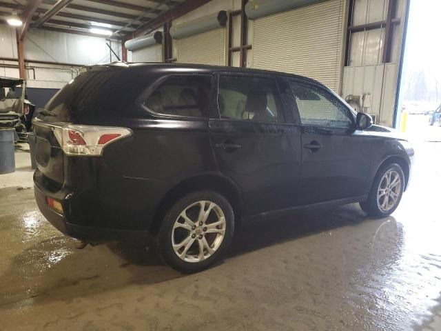 2014 Mitsubishi Outlander SE