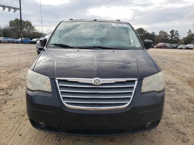 2009 Chrysler Town & Country Touring