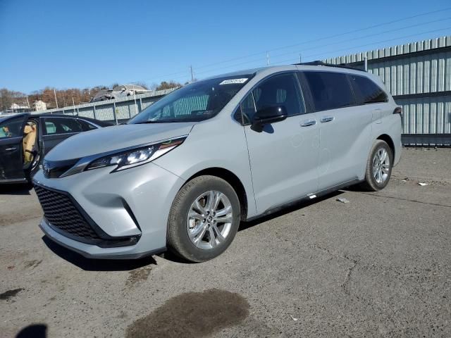 2023 Toyota Sienna XSE