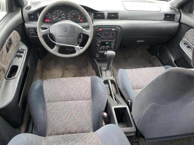 1999 Nissan Sentra Base