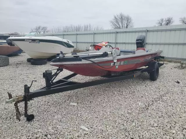 1987 Venture Boat