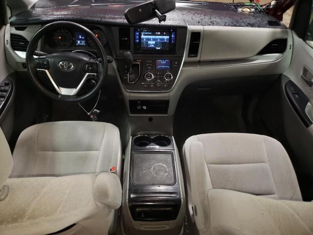 2015 Toyota Sienna LE