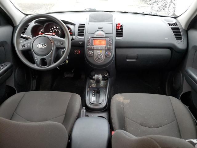 2010 KIA Soul +