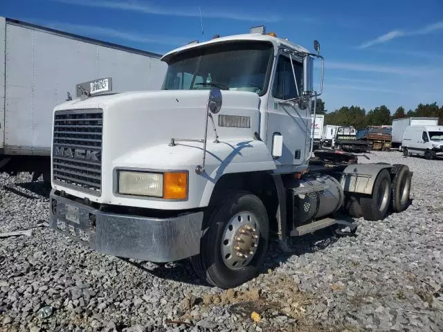 1996 Mack 600 CH600