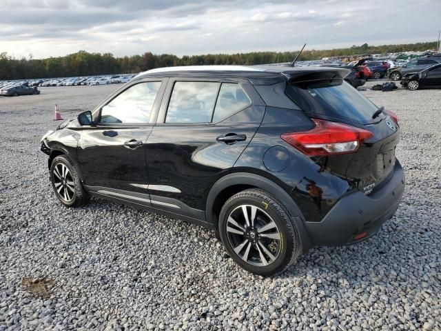 2020 Nissan Kicks SR