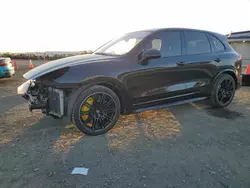 Porsche Cayenne Vehiculos salvage en venta: 2016 Porsche Cayenne Turbo